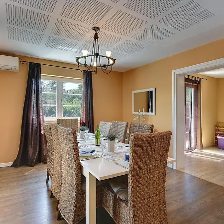 With Swimming Pool And Jacuzzi Villa